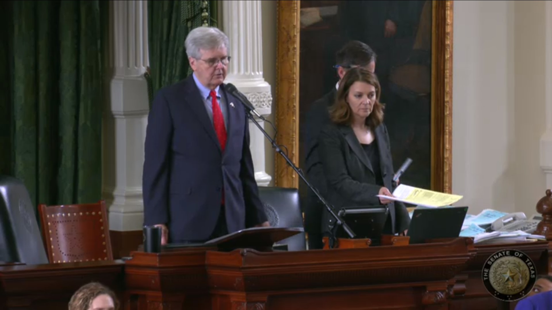 Senate passes controversial curriculum and UIL bills
