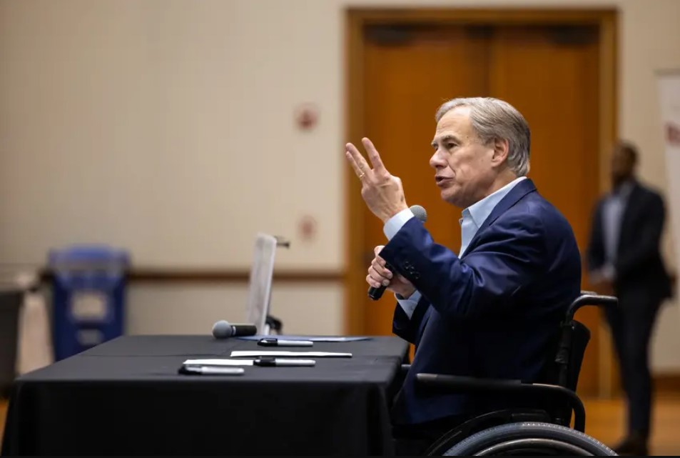 From The Texas Tribune: Gov. Greg Abbott taps into parent anger to fuel reelection campaign