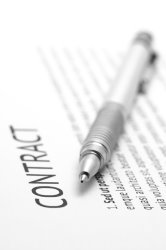 ThinkstockPhotos-118970412_contract.jpg